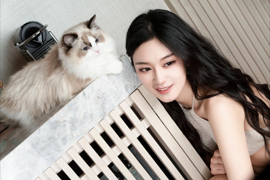 委内瑞拉截获一艘载有超3吨可卡因的运毒“潜艇”